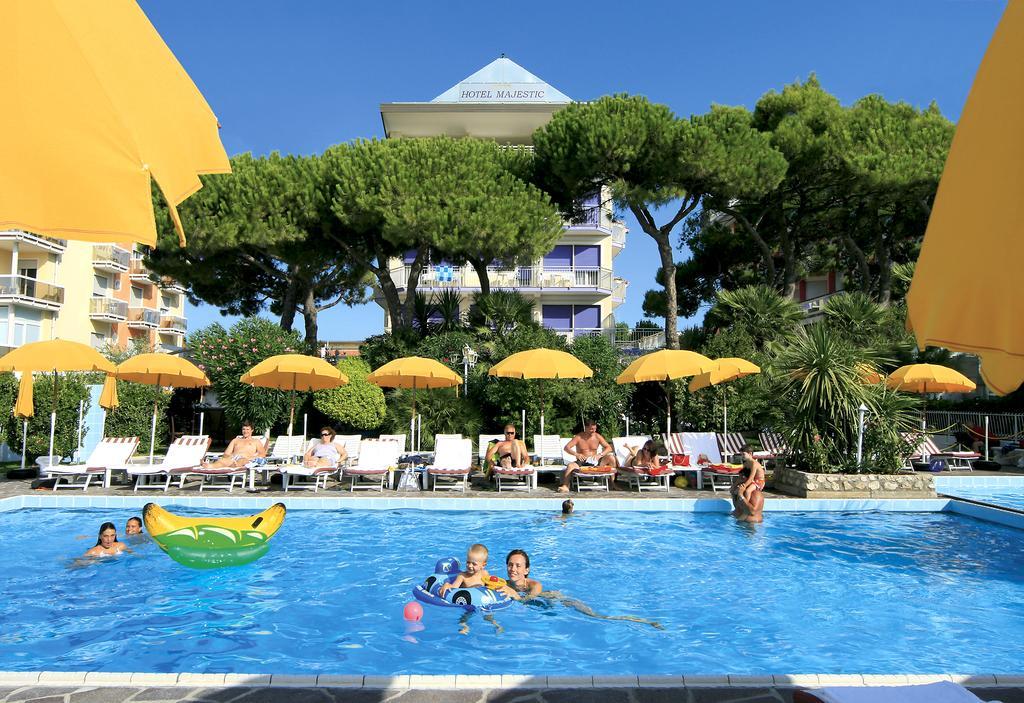 Hotel Majestic Lido di Jesolo Zewnętrze zdjęcie